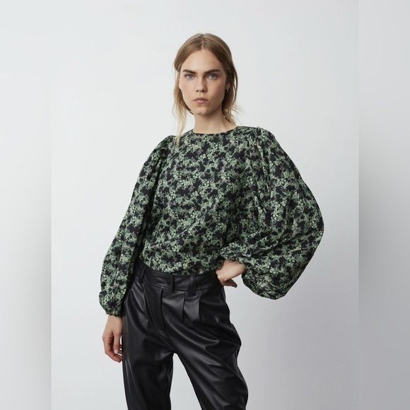 Sofie Schnoor Floral Balloon Sleeve Blouse Green/Navy - Picture 1 of 13